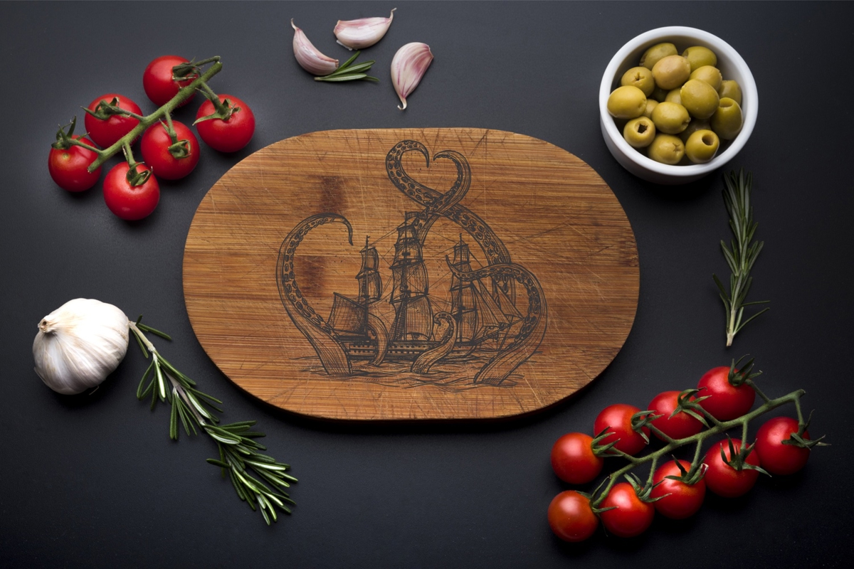 طرح حکاکی لیزری کشتی بادبانی برای تخته برش مناسب برای استفاده در دستگاه های cnc چوب و cnc لیزر - laser engraving sailing ship drawing for chopping board cdr file