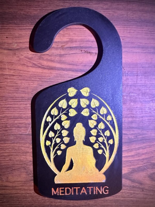 طرح آویز درب مدیتیشن مناسب برای استفاده در دستگاه های cnc چوب و cnc لیزر - laser cut meditation door hanger