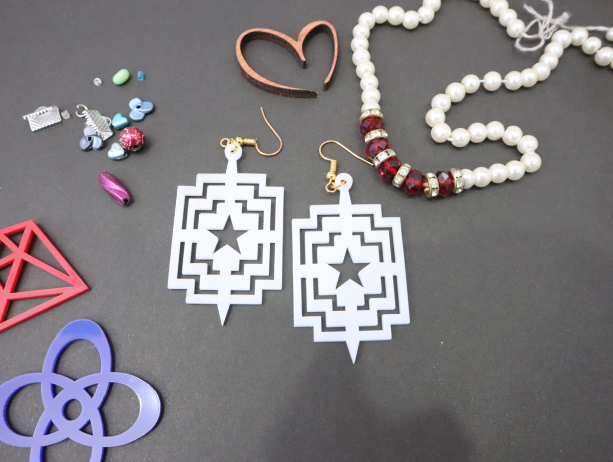 طرح گوشواره هندسی اکریلیک مناسب برای استفاده در دستگاه های cnc چوب و cnc لیزر - laser cut acrylic geometric earrings cdr file