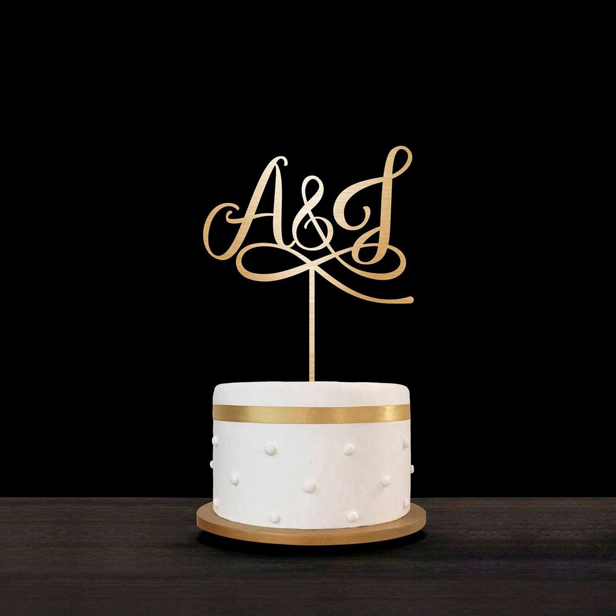 طرح حروف اول اسم کیک مناسب برای استفاده در دستگاه های cnc چوب و cnc لیزر - laser cut initials cake topper cdr file
