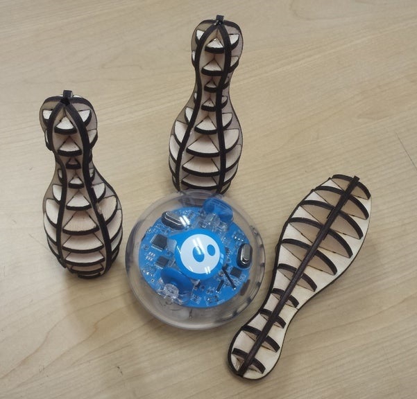 طرح پین بولینگ تخته سه لا مناسب برای استفاده در دستگاه های cnc چوب و cnc لیزر - laser cut plywood bowling pins svg file