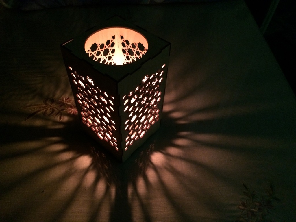 طرح جا شمعی چراغ خواب مناسب برای استفاده در دستگاه های cnc چوب و cnc لیزر - laser cut candle holder nightlight template cdr file