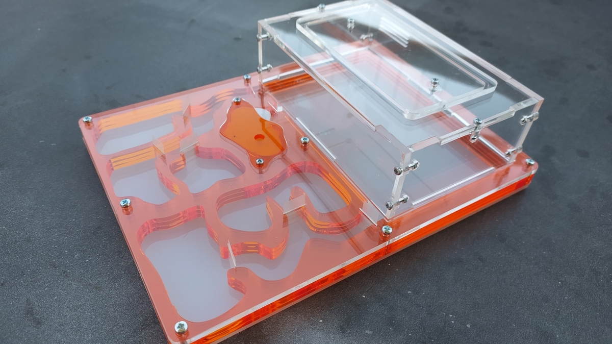 طرح antfarm با ابعاد ۲۰۰x۱۵۰x۵۰ میلی‌متر مناسب برای استفاده در دستگاه های cnc چوب و cnc لیزر - laser cut antfarm 200x150x50mm dxf file