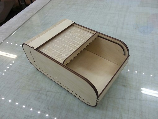 طرح جعبه رول تاپ با فرمت لیزرکات مناسب برای استفاده در دستگاه های cnc چوب و cnc لیزر - rolltop box lasercut cnc template cdr file