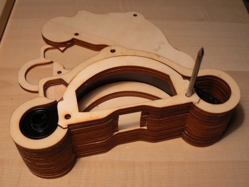 طرح دوربین سوراخ سوزنی مناسب برای استفاده در دستگاه های cnc چوب و cnc لیزر - laser cut pinhole camera cdr file