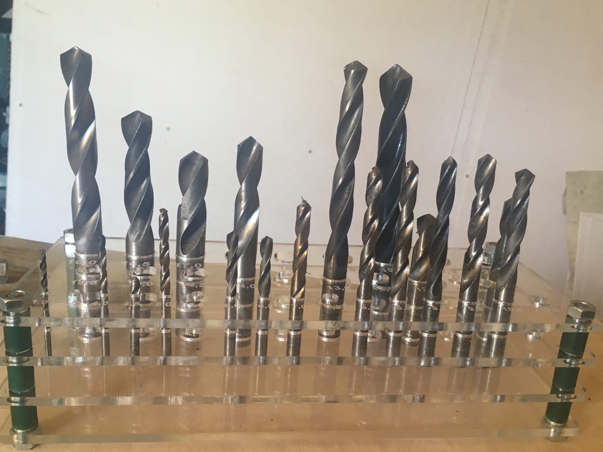طرح پایه مته مناسب برای استفاده در دستگاه های cnc چوب و cnc لیزر - laser cut drill bit stand cdr file