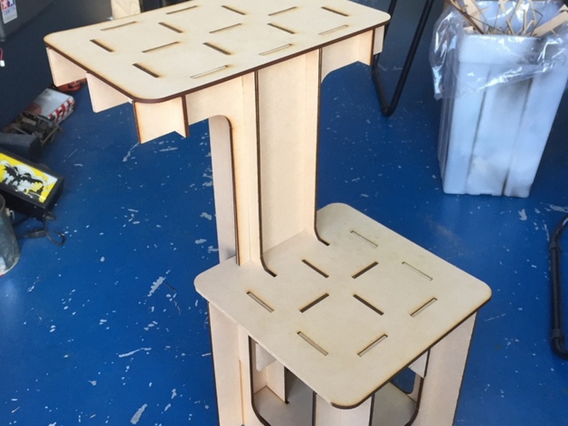 طرح میز و صندلی مناسب برای استفاده در دستگاه های cnc چوب و cnc لیزر - desk with chair laser cut cdr file