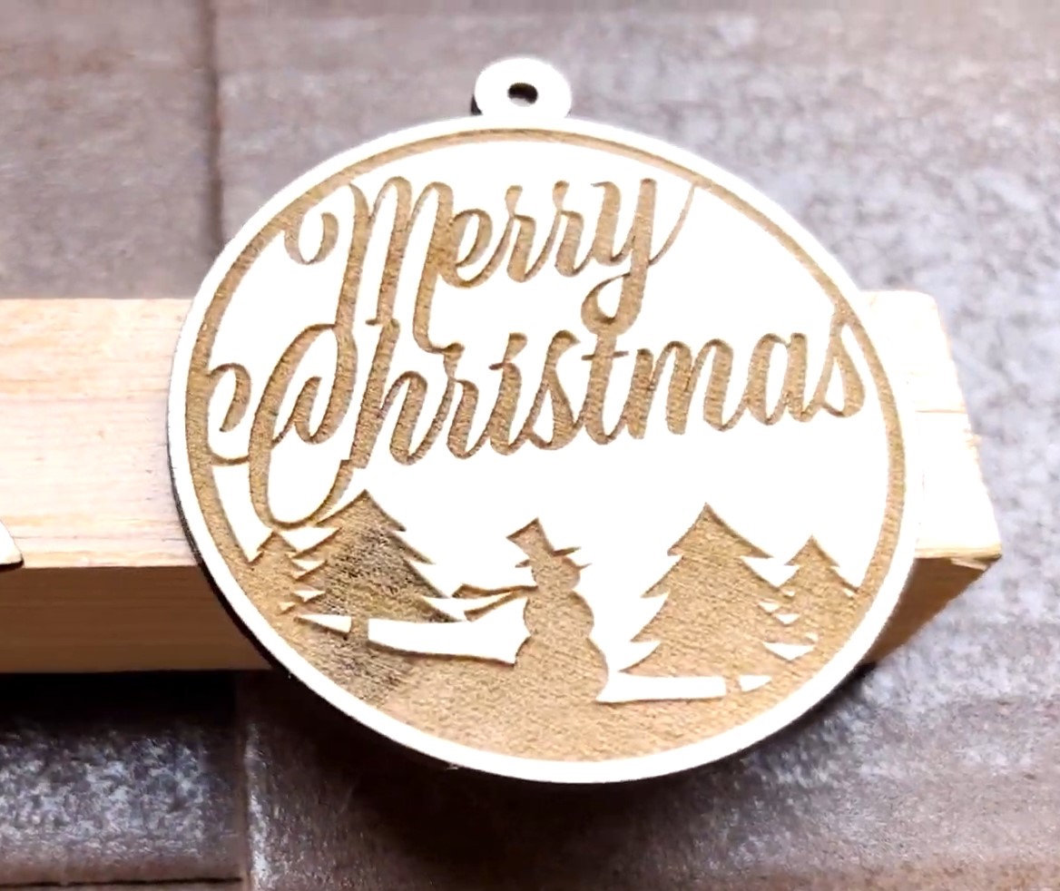 طرح تزئینات کریسمس مبارک مناسب برای استفاده در دستگاه های cnc چوب و cnc لیزر - laser cut merry christmas ornament svg file