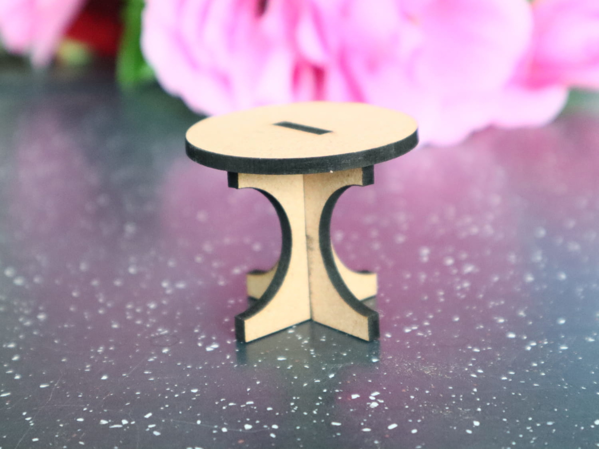 طرح میز گرد مینیاتوری خانه عروسکی مناسب برای استفاده در دستگاه های cnc چوب و cnc لیزر - laser cut dollhouse miniature round table cdr file