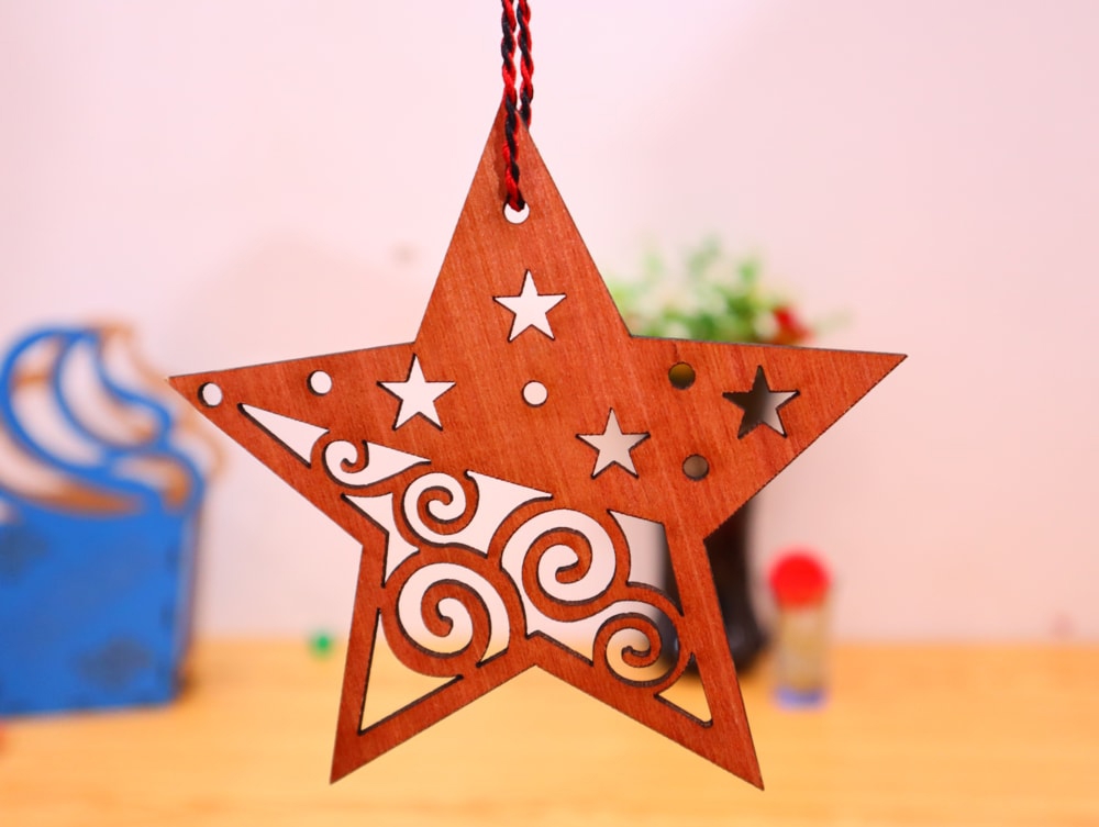 طرح ستاره آویز طرح قلب مناسب برای استفاده در دستگاه های cnc چوب و cnc لیزر - laser cut hanging star decor cdr file