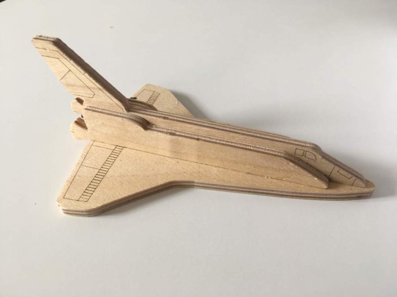 طرح ساده شده شاتل فضایی با ضخامت ۶ میلی متر مناسب برای استفاده در دستگاه های cnc چوب و cnc لیزر - laser cut space shuttle simplified 6mm svg file