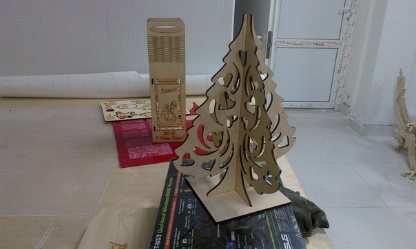 طرح پازل درخت d3 مناسب برای استفاده در دستگاه های cnc چوب و cnc لیزر - tree d3 puzzle cdr file