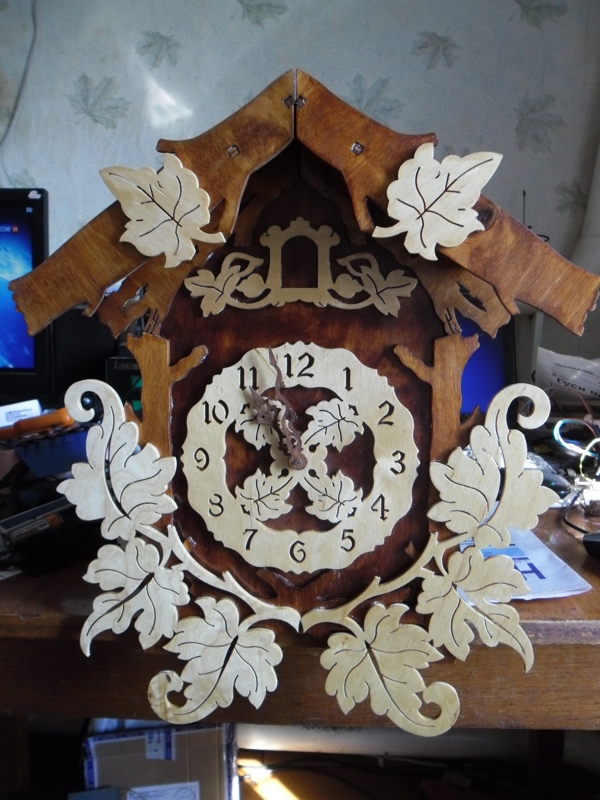 طرح ساعت فاخته مناسب برای استفاده در دستگاه های cnc چوب و cnc لیزر - laser cut pattern cuckoo clock dxf file