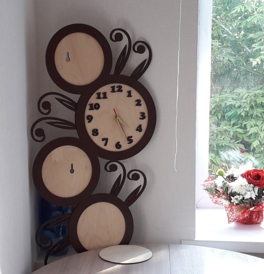 طرح ساعت عکس خانوادگی مناسب برای استفاده در دستگاه های cnc چوب و cnc لیزر - laser cut family photo clock cdr file