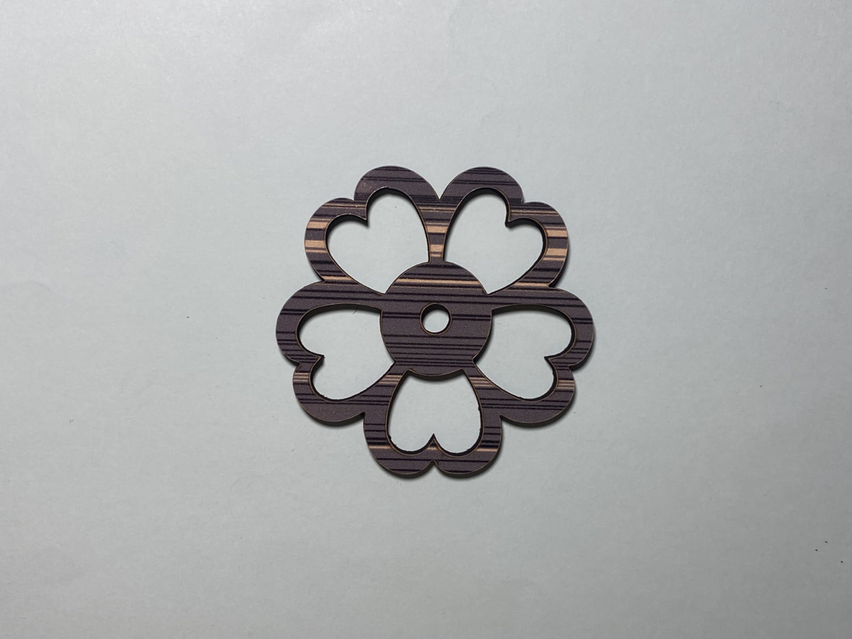 طرح گل چوبی برای کاردستی مناسب برای استفاده در دستگاه های cnc چوب و cnc لیزر - laser cut wooden flower cutout for crafts cdr file