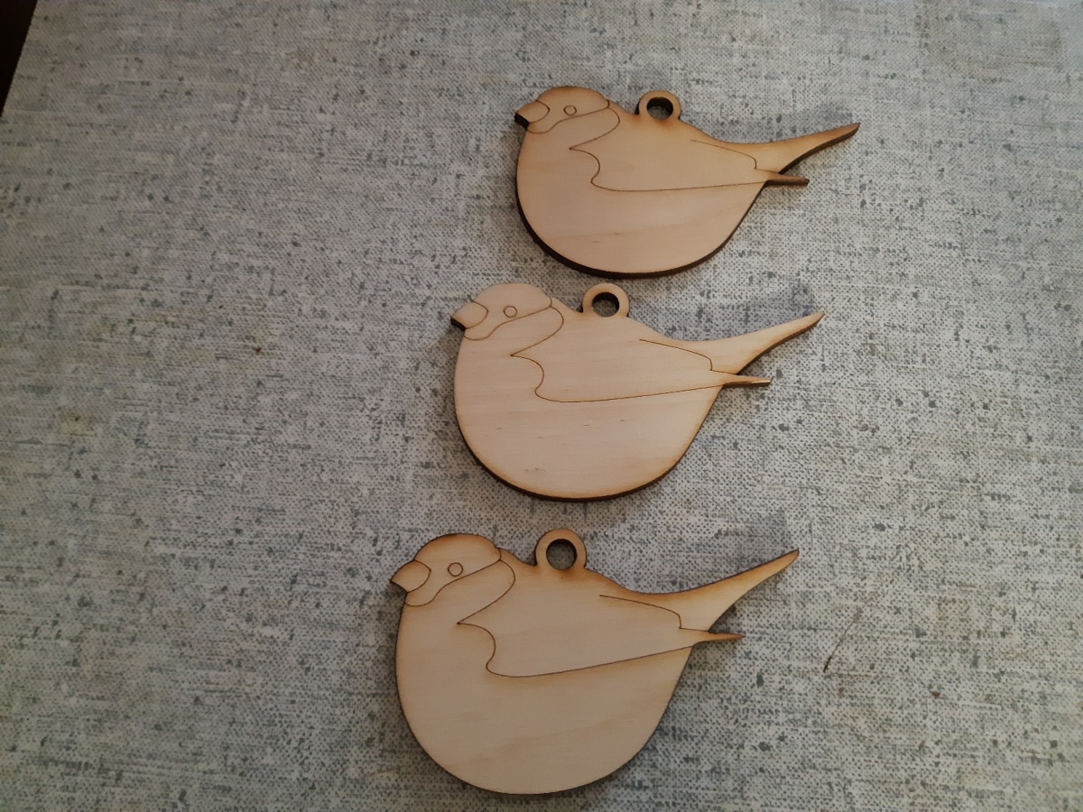 طرح پرنده کوچک مناسب برای استفاده در دستگاه های cnc چوب و cnc لیزر - laser cut little birdie template cdr file