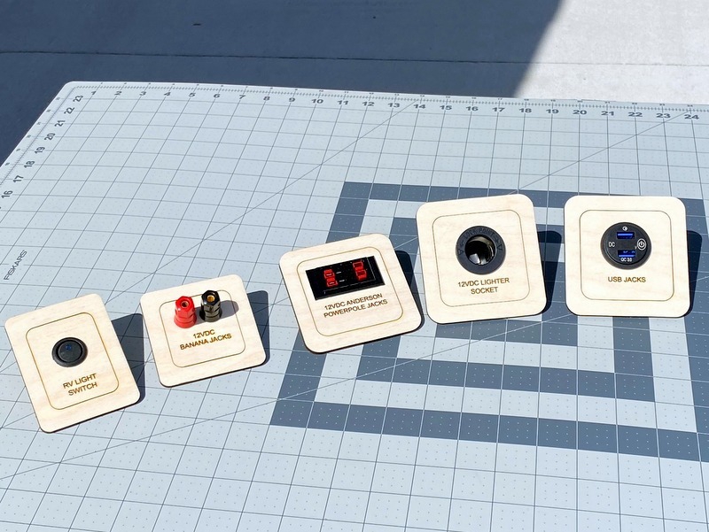 طرح قالب‌های نصب قطعات الکترونیکی ، مناسب برای استفاده در دستگاه های cnc چوب و cnc لیزر - laser cut electronic component mounting templates svg file