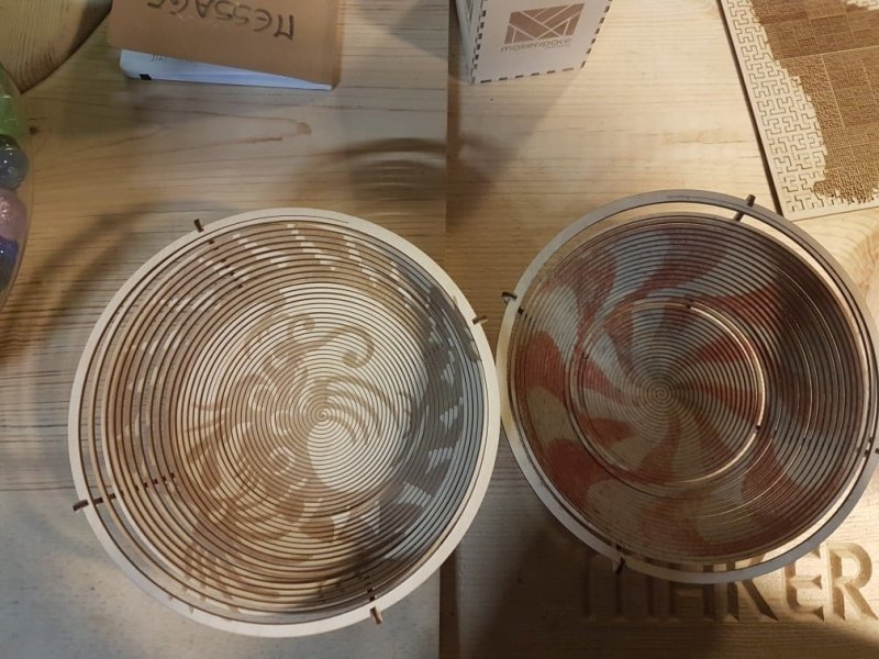 طرح کاسه مارپیچی ۳ میلی‌متری مناسب برای استفاده در دستگاه های cnc چوب و cnc لیزر - laser cut spiral bowl 3mm dxf file