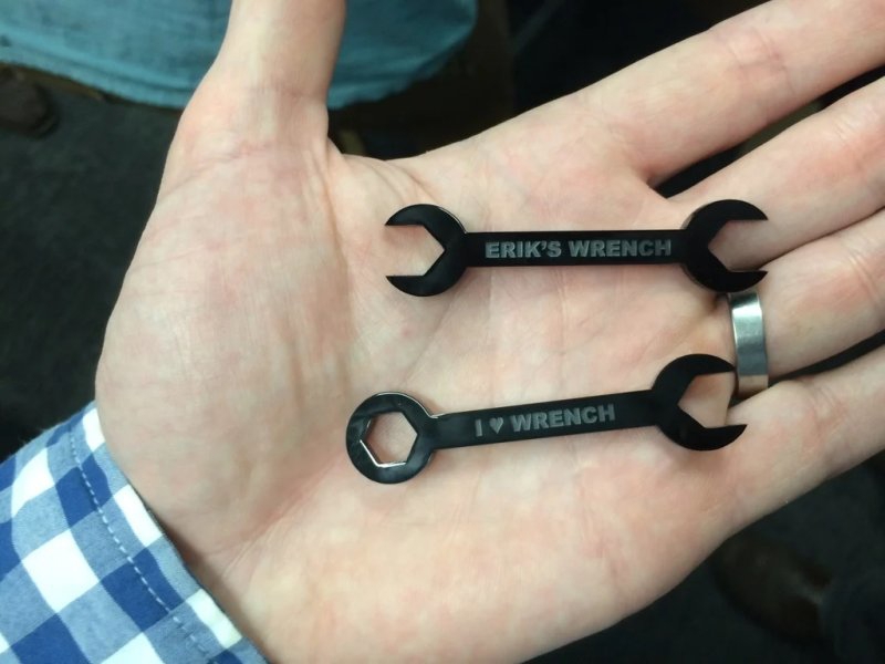 طرح اکریلیک آچار ۵۱۶ مناسب برای استفاده در دستگاه های cnc چوب و cnc لیزر - laser cut 516 wrench acrylic cdr file