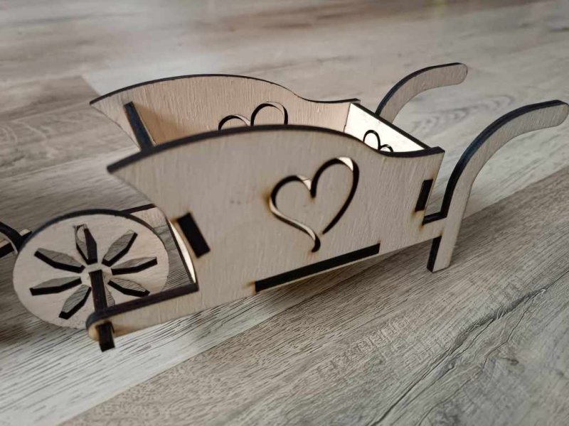طرح چرخ دستی مناسب برای استفاده در دستگاه های cnc چوب و cnc لیزر - laser cut wheelbarrow