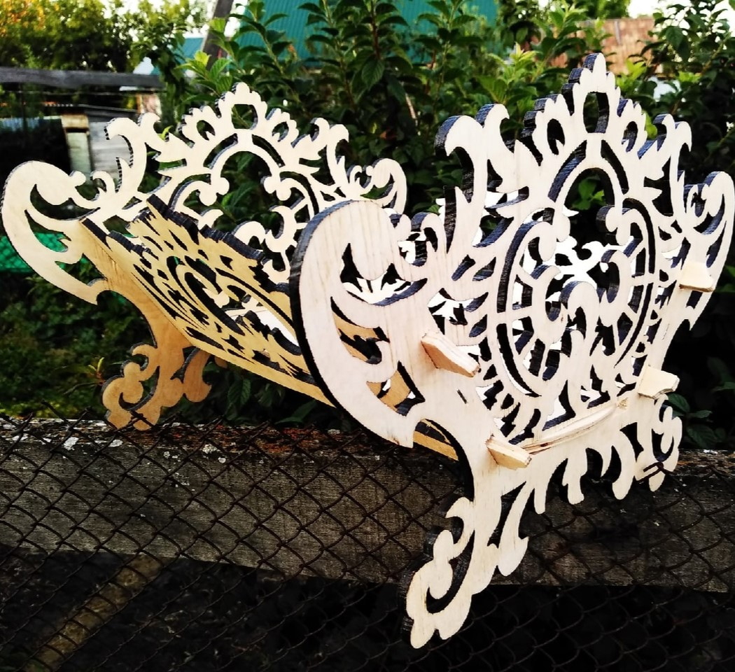 طرح سبد آبنبات تزئینی مناسب برای استفاده در دستگاه های cnc چوب و cnc لیزر - laser cut decorative candy basket cdr file