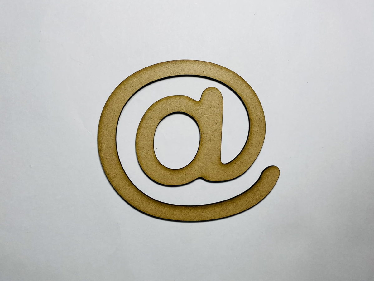طرح چوب و نماد برای صنایع دستی مناسب برای استفاده در دستگاه های cnc چوب و cnc لیزر - laser cut wood at symbol cutout for crafts cdr file