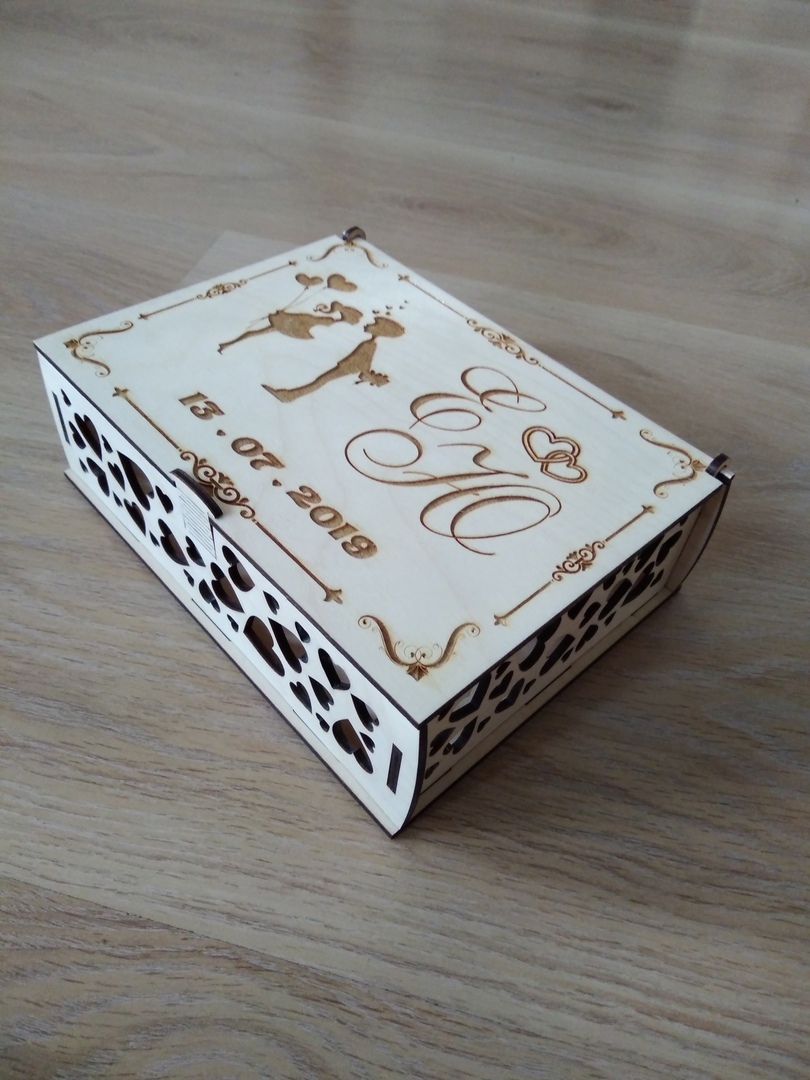 طرح جعبه عروسی با قفل مناسب برای استفاده در دستگاه های cnc چوب و cnc لیزر - wedding box with lock laser cut template cdr file