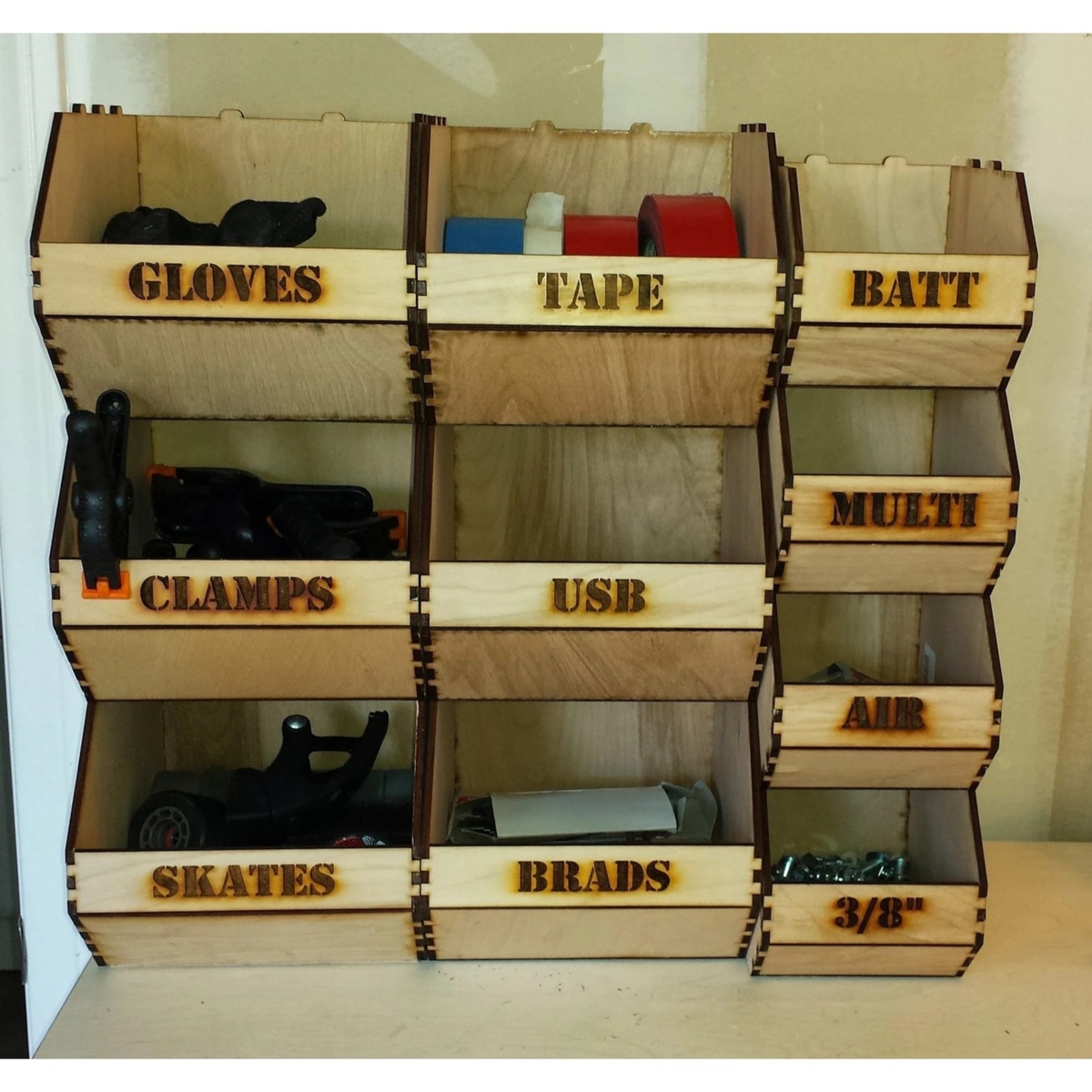 طرح سطل های ذخیره سازی قابل چیدن مناسب برای استفاده در دستگاه های cnc چوب و cnc لیزر - laser cut stackable storage bins dxf file