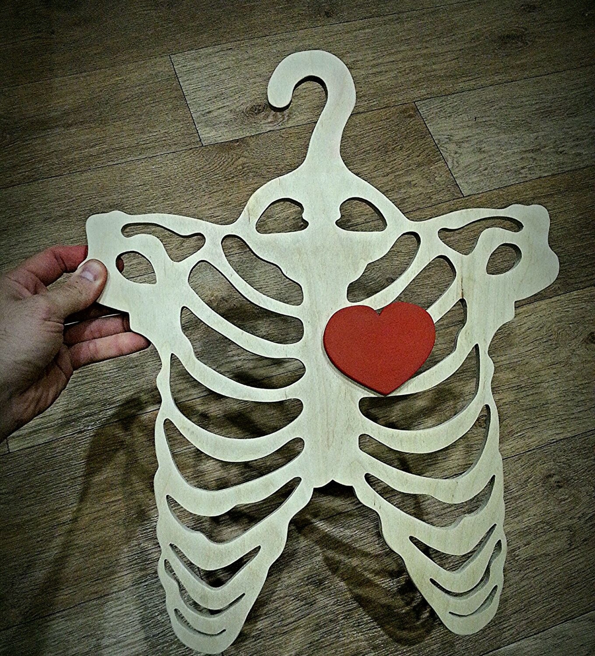 طرح آویز لباس طرح اسکلت مناسب برای استفاده در دستگاه های cnc چوب و cnc لیزر - laser cut skeleton hanger clothes hanger cdr file