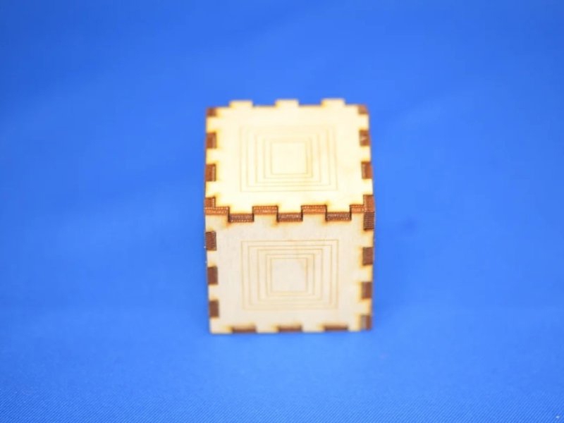 طرح جعبه با مربع مناسب برای استفاده در دستگاه های cnc چوب و cnc لیزر - laser cut box with squares