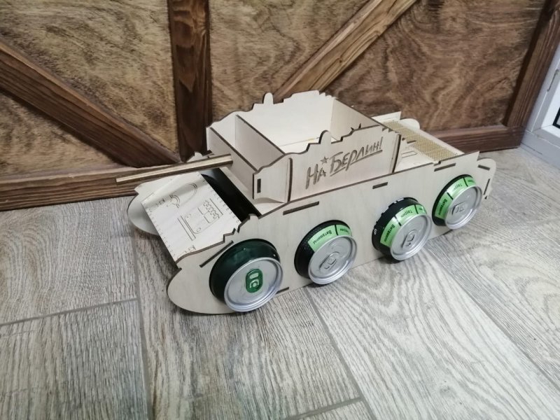 طرح جا نوشیدنی به شکل مخزن مناسب برای استفاده در دستگاه های cnc چوب و cnc لیزر - laser cut tank shaped drink holder
