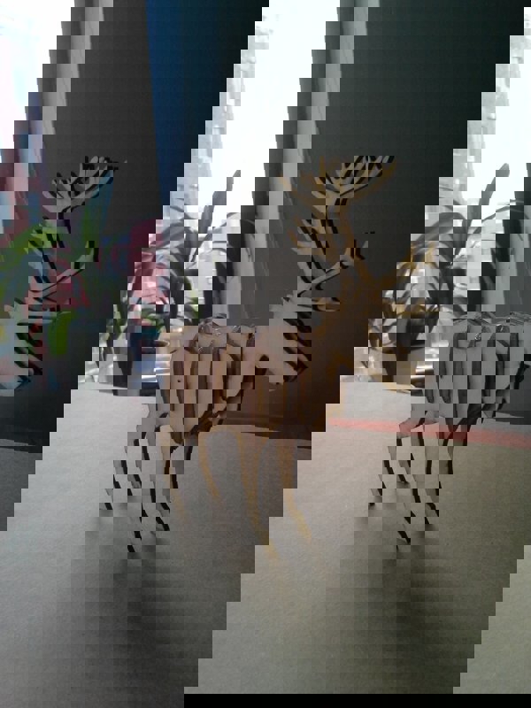 طرح پازل سه بعدی گوزن شمالی مناسب برای استفاده در دستگاه های cnc چوب و cnc لیزر - laser cut reindeer 3d puzzle dxf file