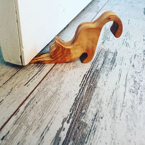 طرح درب به شکل گربه مناسب برای استفاده در دستگاه های cnc چوب و cnc لیزر - cat shaped door wedge cdr file