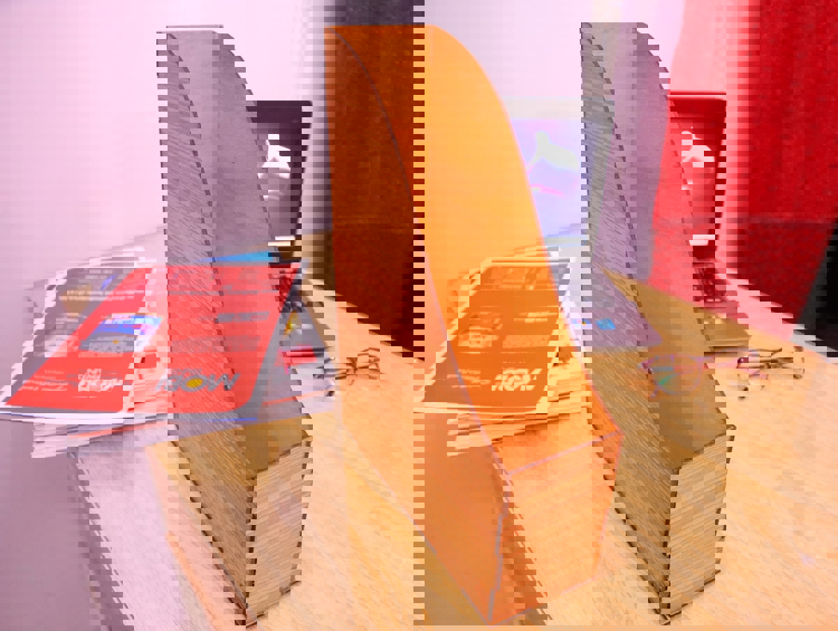 طرح سه بعدی قفسه مجله مناسب برای استفاده در دستگاه های cnc چوب و cnc لیزر - laser cut magazine rack 3mm cdr file