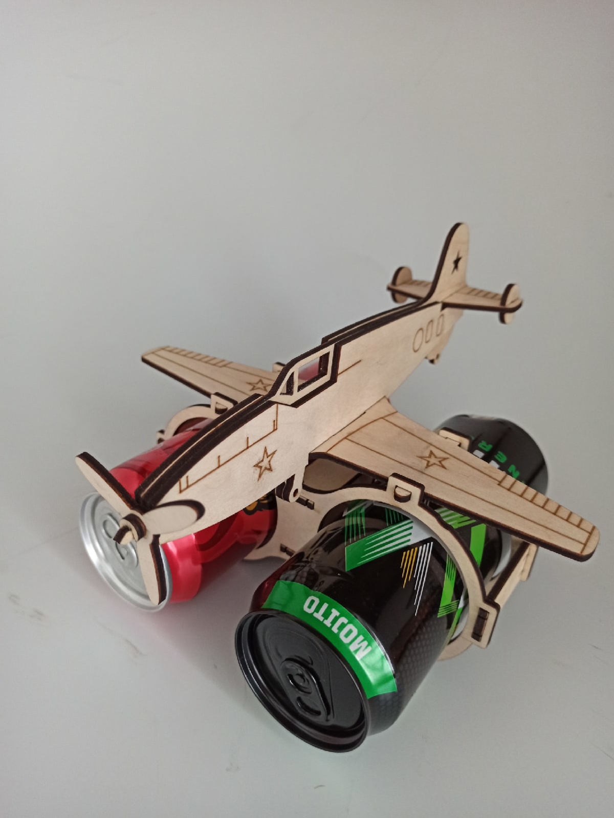 طرح جا لیوانی به شکل هواپیما مناسب برای استفاده در دستگاه های cnc چوب و cnc لیزر - laser cut aircraft shaped beer holder cdr file