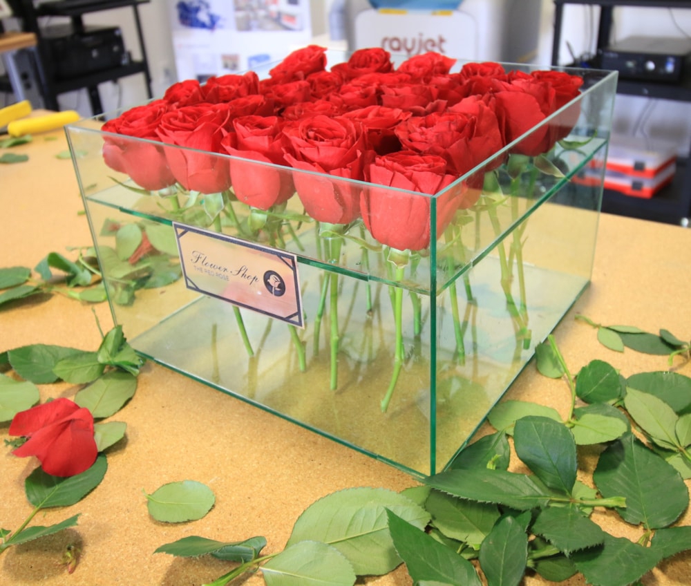 طرح جعبه گل اکریلیک مناسب برای استفاده در دستگاه های cnc چوب و cnc لیزر - laser cut acrylic flower box cdr file