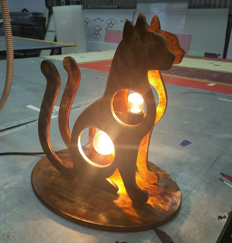 طرح چراغ خواب گربه مناسب برای استفاده در دستگاه های cnc چوب و cnc لیزر - laser cut cat lamp cdr file