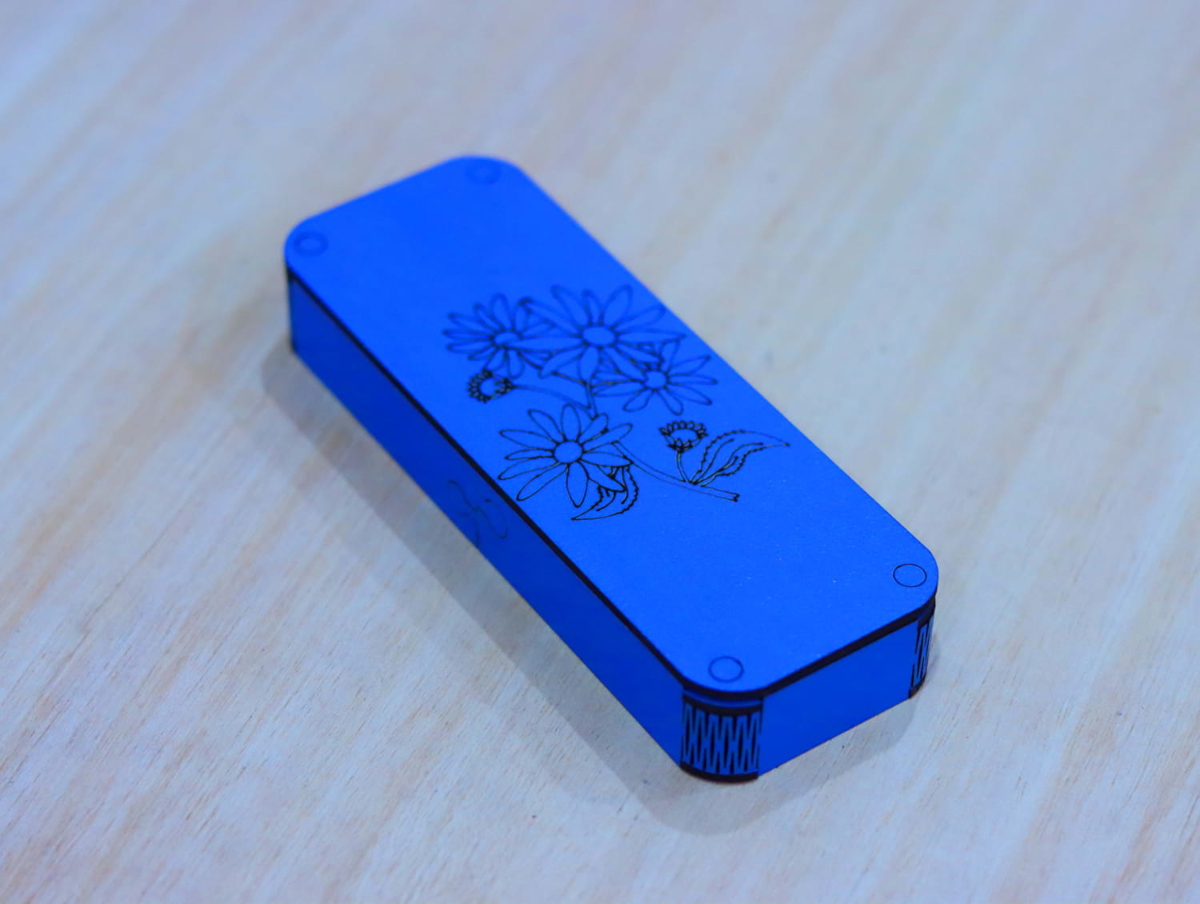 طرح جعبه مقوایی مناسب برای استفاده در دستگاه های cnc چوب و cnc لیزر - laser cut snap lid box cdr file