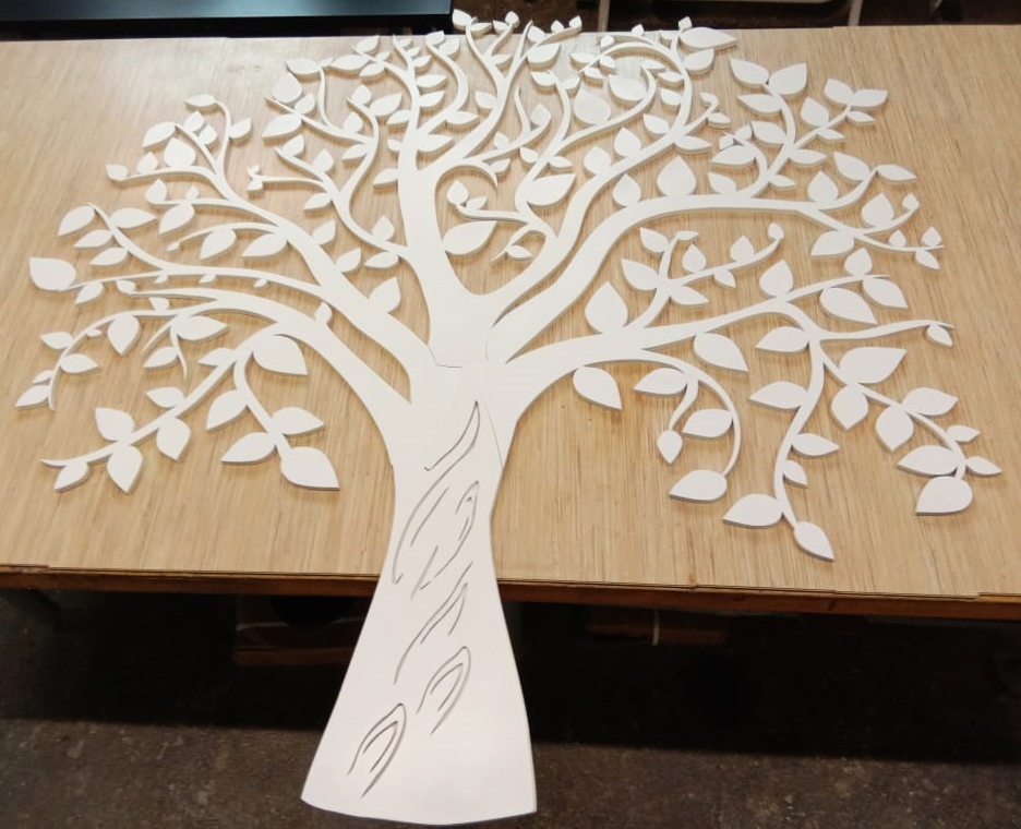 طرح درخت برای دیوار مناسب برای استفاده در دستگاه های cnc چوب و cnc لیزر - laser cut tree wall decor template cdr file