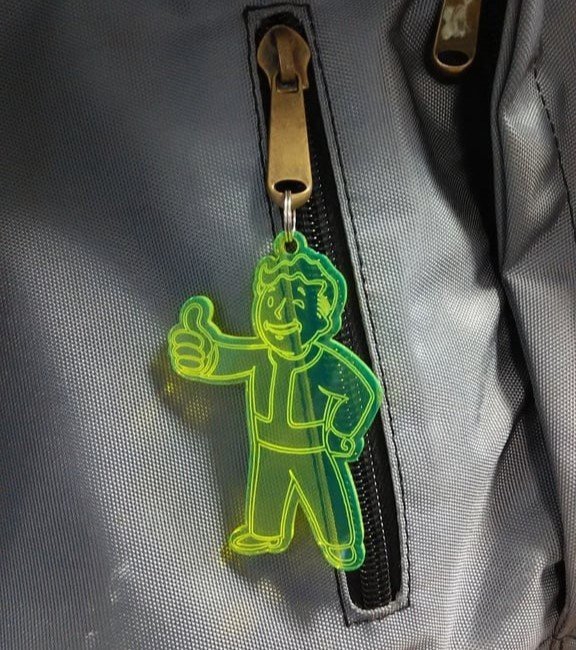 طرح جاکلیدی Fallout مناسب برای استفاده در دستگاه های cnc چوب و cnc لیزر - laser cut fallout keychain dxf file