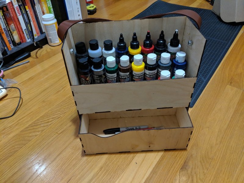 طرح جعبه رنگ مناسب برای استفاده در دستگاه های cnc چوب و cnc لیزر - laser cut paint caddy svg file