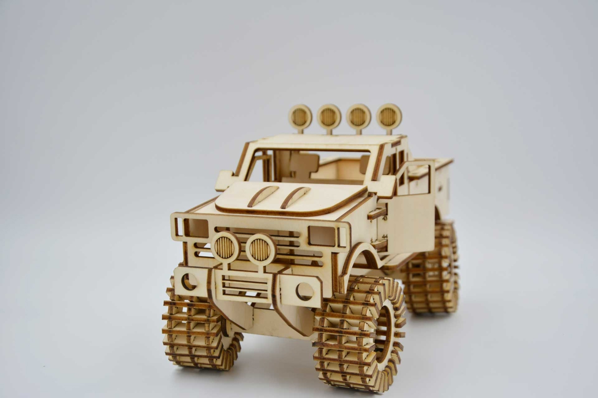 طرح کامیون هیولا مناسب برای استفاده در دستگاه های cnc چوب و cnc لیزر - laser cut monster truck template cdr file
