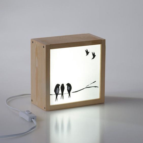طرح جعبه نور را می‌بلعد مناسب برای استفاده در دستگاه های cnc چوب و cnc لیزر - light box swallows cdr file