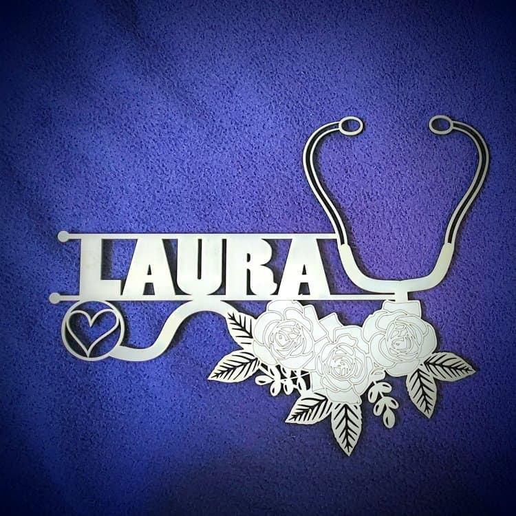 طرح تابلوی پرستار شخصی مناسب برای استفاده در دستگاه های cnc چوب و cnc لیزر - laser cut personalized nurse sign svg file