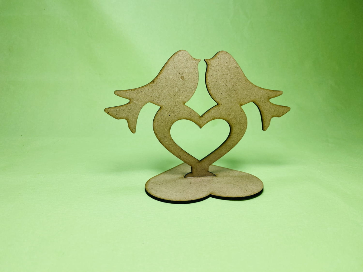 طرح پرنده عشق طرح قلب مناسب برای استفاده در دستگاه های cnc چوب و cnc لیزر - laser cut love birds on heart stand cdr file