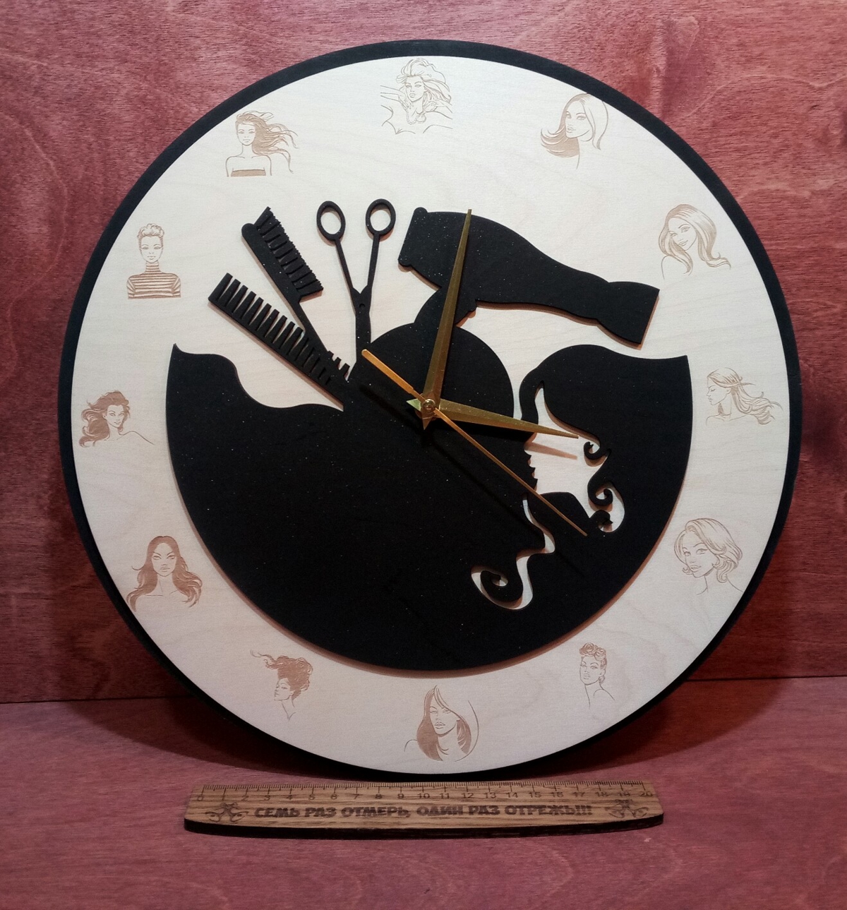 طرح فایل ساعت دیواری سالن زیبایی مناسب برای استفاده در دستگاه های cnc چوب و cnc لیزر - laser cut beauty salon wall clock cdr file