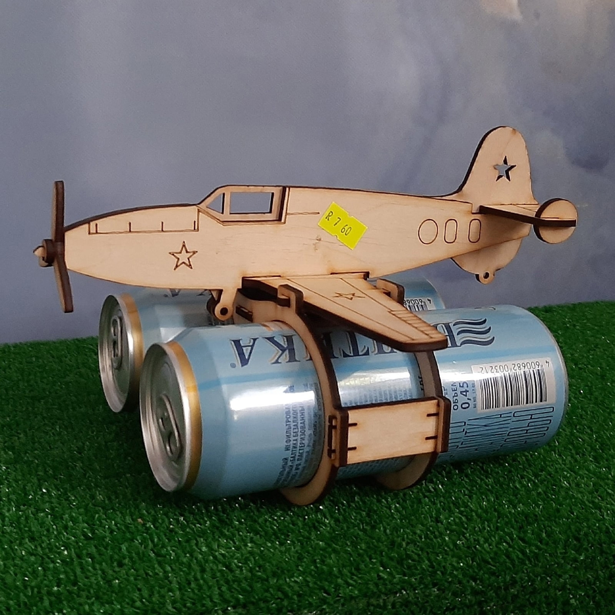 طرح جا نوشابه هواپیما مناسب برای استفاده در دستگاه های cnc چوب و cnc لیزر - laser cut airplane soda can holder cdr file