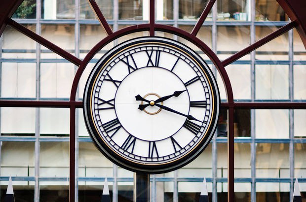 طرح ساعت آنالوگ مناسب برای استفاده در دستگاه های cnc چوب و cnc لیزر - laser cut analog clock cdr file