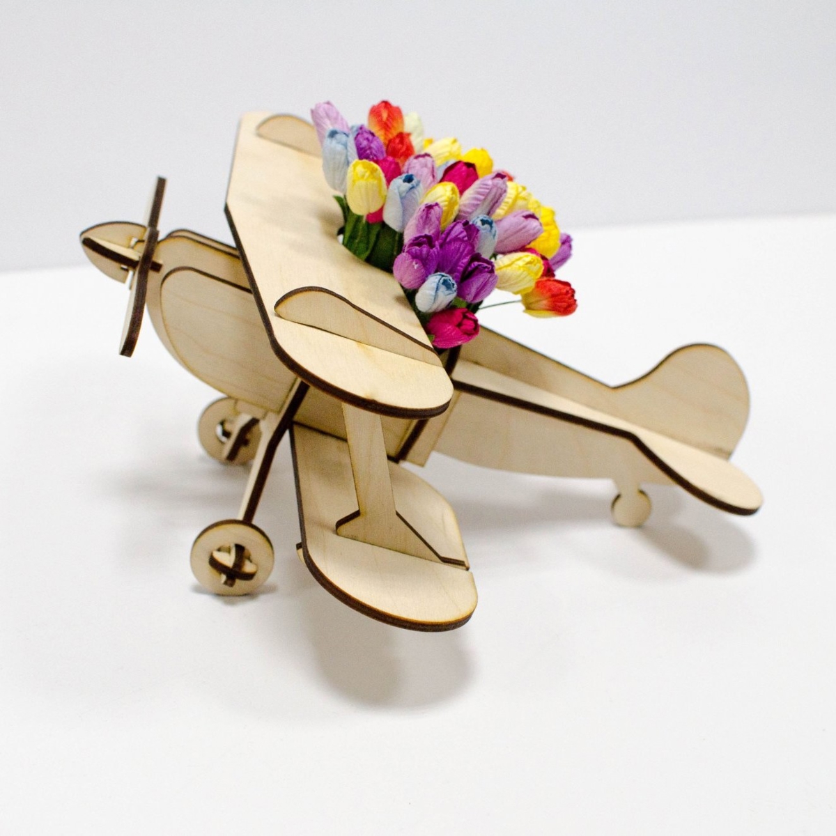 طرح جعبه گل هواپیما مناسب برای استفاده در دستگاه های cnc چوب و cnc لیزر - laser cut airplane flower box cdr file