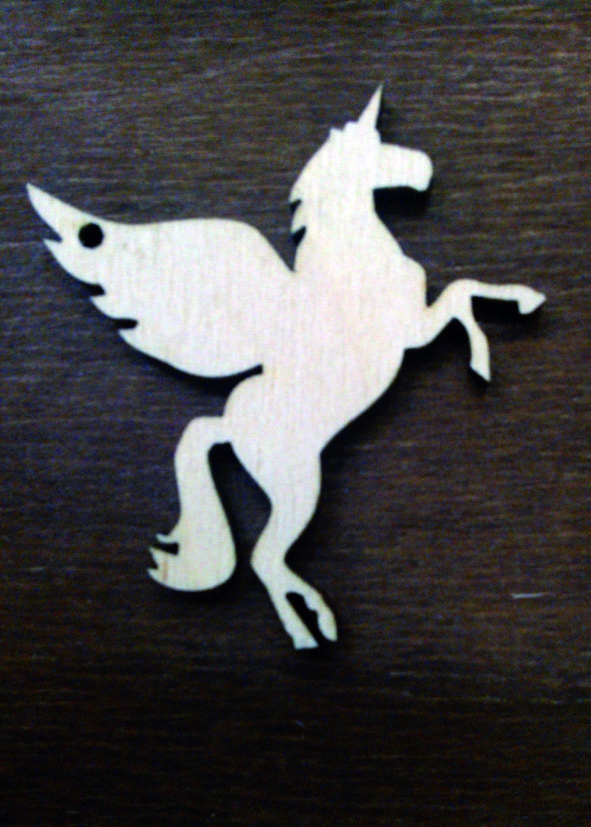 طرح اسب شاخدار چوبی پرنده مناسب برای استفاده در دستگاه های cnc چوب و cnc لیزر - laser cut wooden flying unicorn cdr file